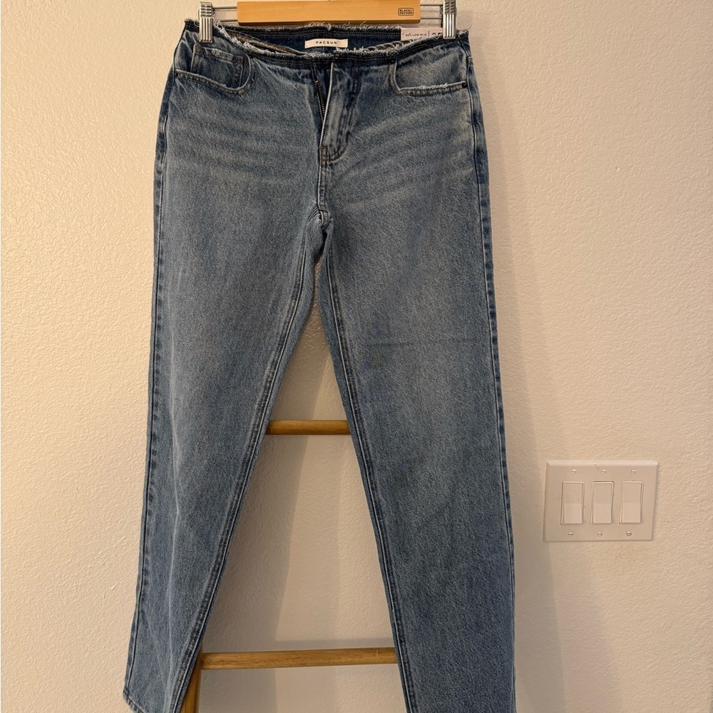NWT PacSun Blue Straight Leg Low Slung Raw Waist Hem Relaxed Fit 90’s Style S25